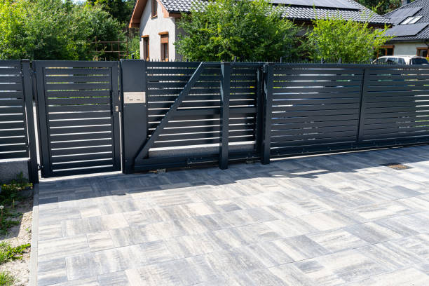 Best Brick Driveway Pavers  in Covedale, OH